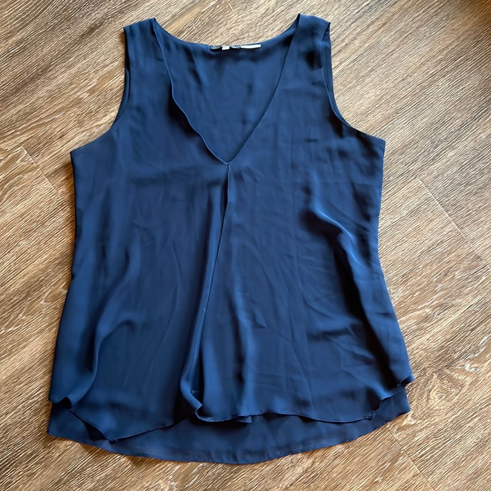 Boutique brand, women’s navy shell tank.